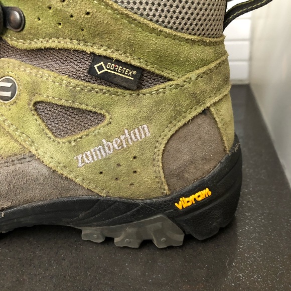 From MEC: UNISEX Zamberlan Quantum Gortex hikers - Picture 11 of 12